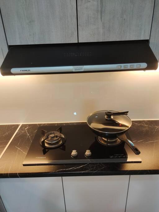 Urban360 Pool View With Netflix And Wifi Apartment Batu Caves Ngoại thất bức ảnh
