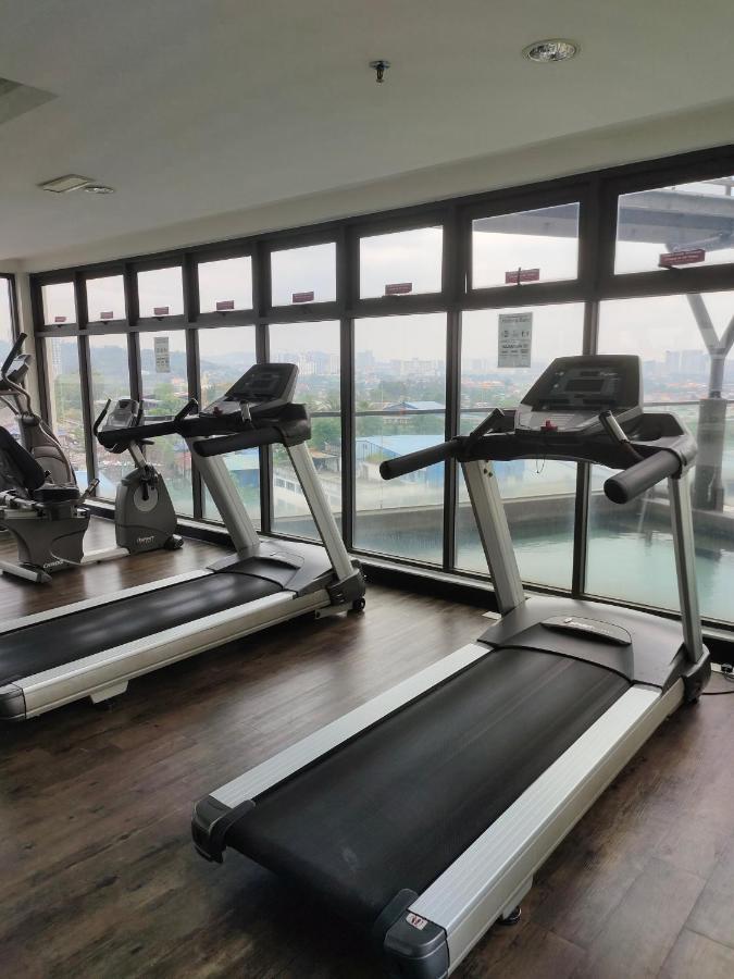 Urban360 Pool View With Netflix And Wifi Apartment Batu Caves Ngoại thất bức ảnh